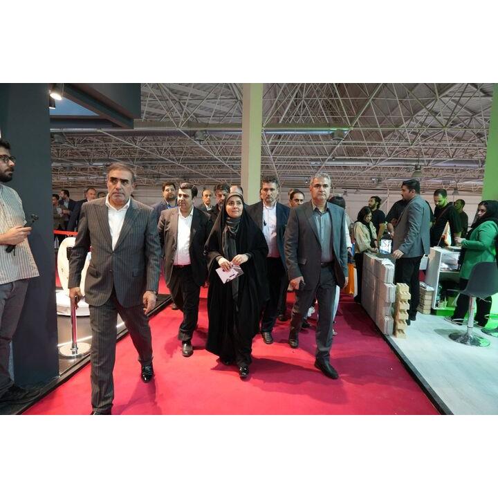 بازدید وزیر راه و شهرسازی از بیست و پنجمین نمایشگاه بین‌المللی صنعت ساختمان 