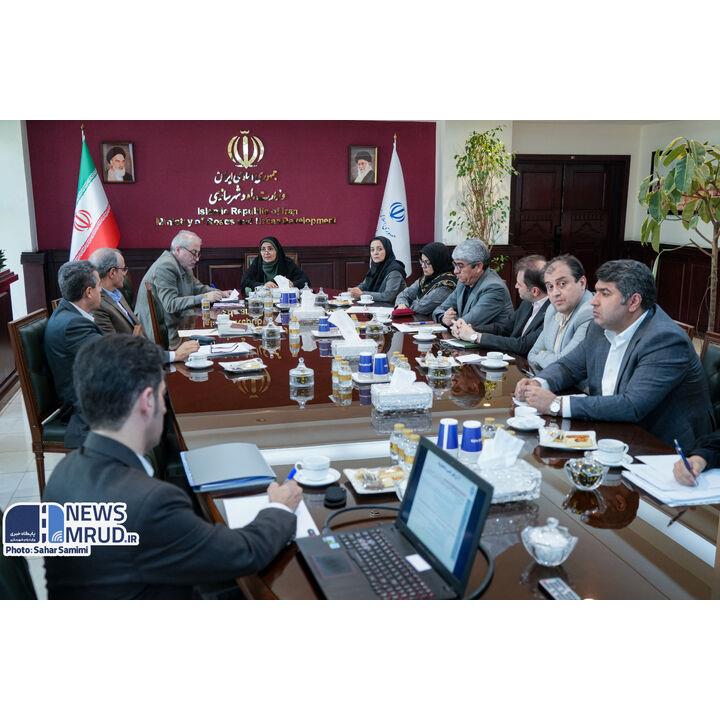 کاهش مصرف انرژی و سازگاری با محیط زیست با نشان ملی «سرو سبز» 